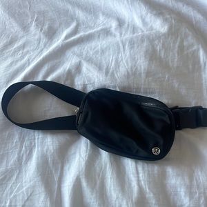 Lululemon belt bag
